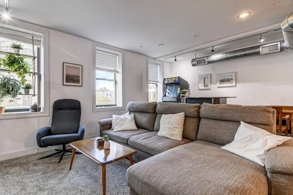 Lovely 2-Bedroom Unit In スプリングフィールド エクステリア 写真