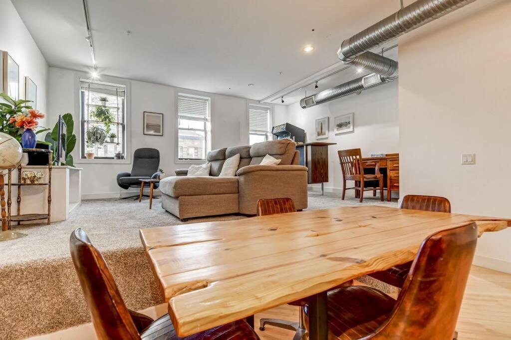 Lovely 2-Bedroom Unit In スプリングフィールド エクステリア 写真