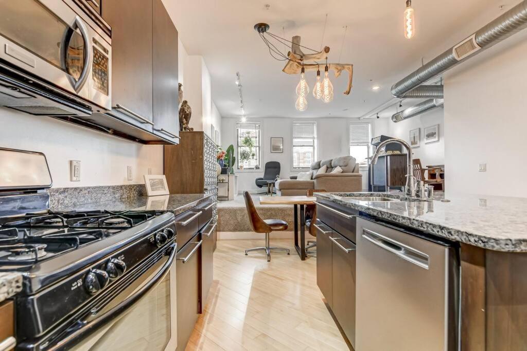 Lovely 2-Bedroom Unit In スプリングフィールド エクステリア 写真