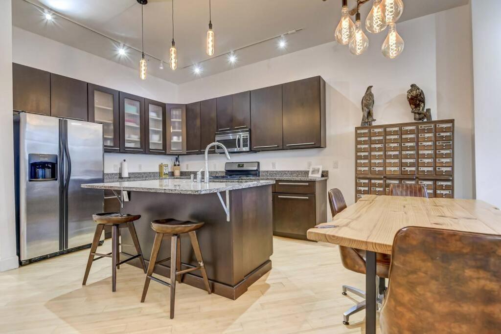 Lovely 2-Bedroom Unit In スプリングフィールド エクステリア 写真