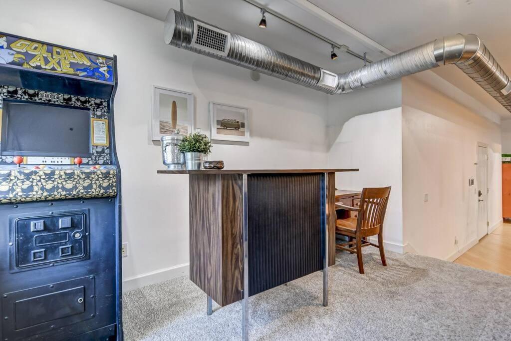 Lovely 2-Bedroom Unit In スプリングフィールド エクステリア 写真